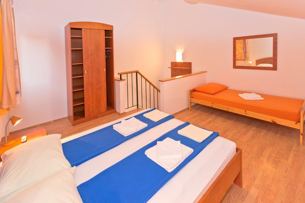 זבלה Apartments Nautic מראה חיצוני תמונה