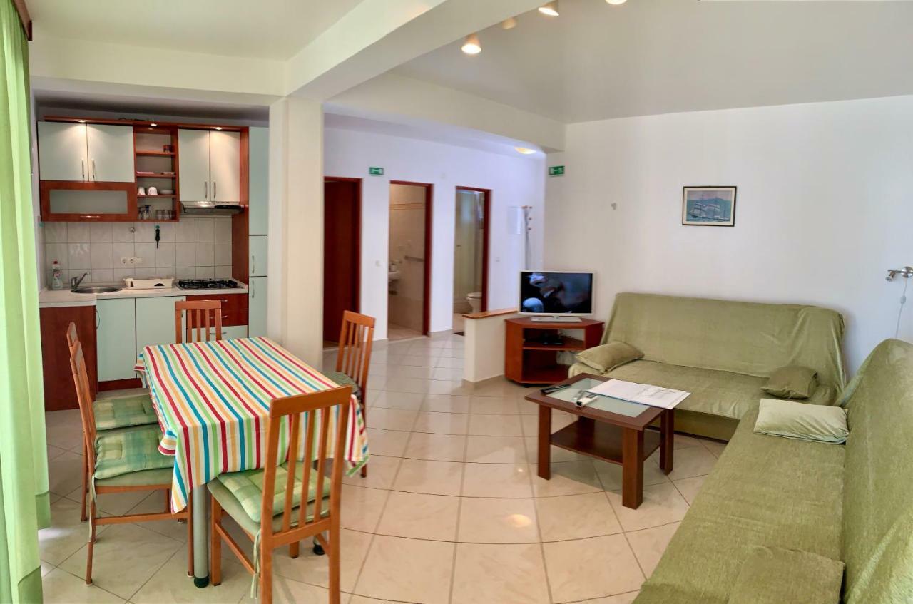 זבלה Apartments Nautic מראה חיצוני תמונה